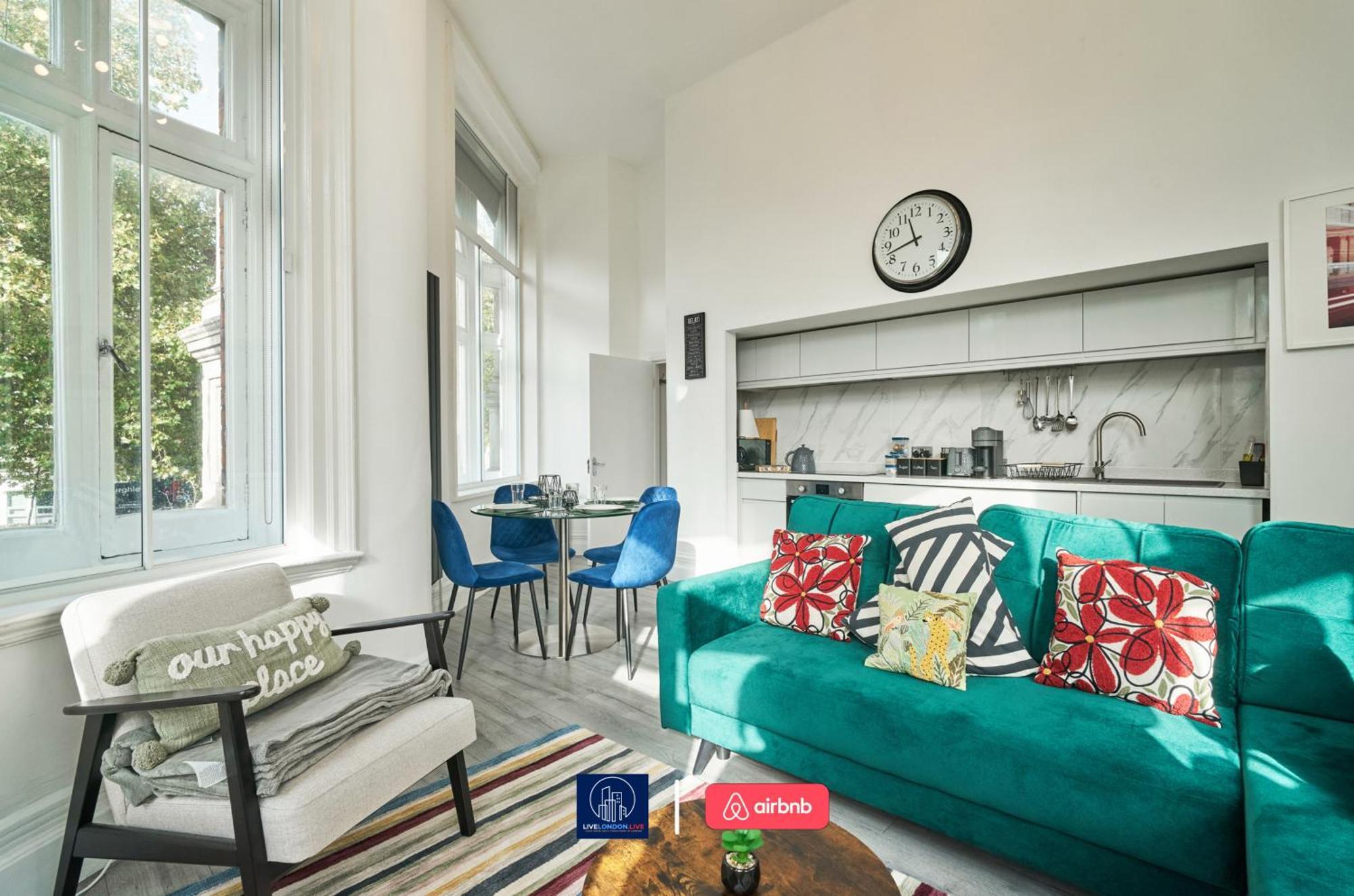 Last-Minute Specials L Sleeps Up To 4 Guests L One-Bedroom Apartment With King Bed And High Ceilings Near Camden By Live London Short Lets & Serviced Accommodation ภายนอก รูปภาพ