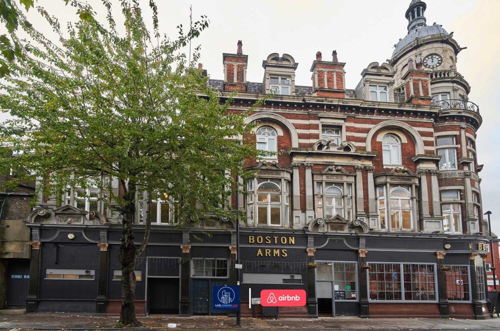 Last-Minute Specials L Sleeps Up To 4 Guests L One-Bedroom Apartment With King Bed And High Ceilings Near Camden By Live London Short Lets & Serviced Accommodation ภายนอก รูปภาพ